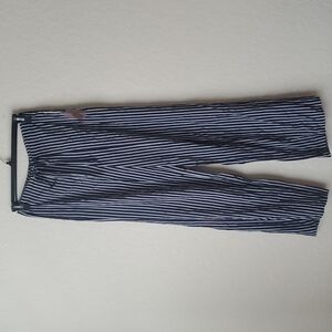 4/$20 NWT Forever 21 Contemporary tie waist pants Striped loose fitting …